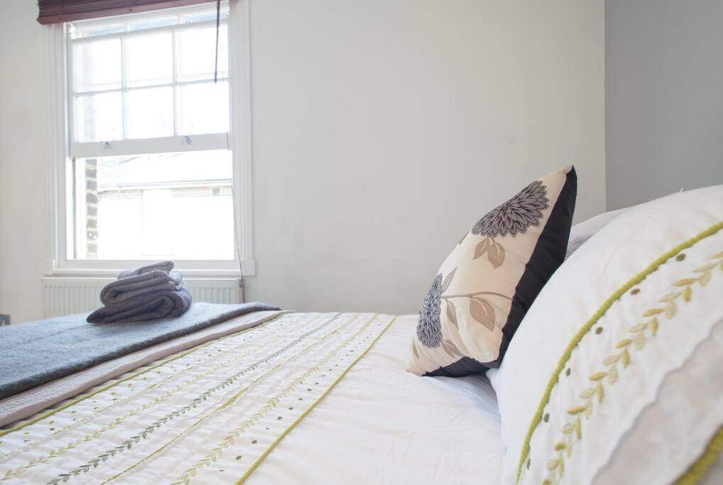 Naval Cottage In The Heart Of Royal Greenwich 런던 외부 사진